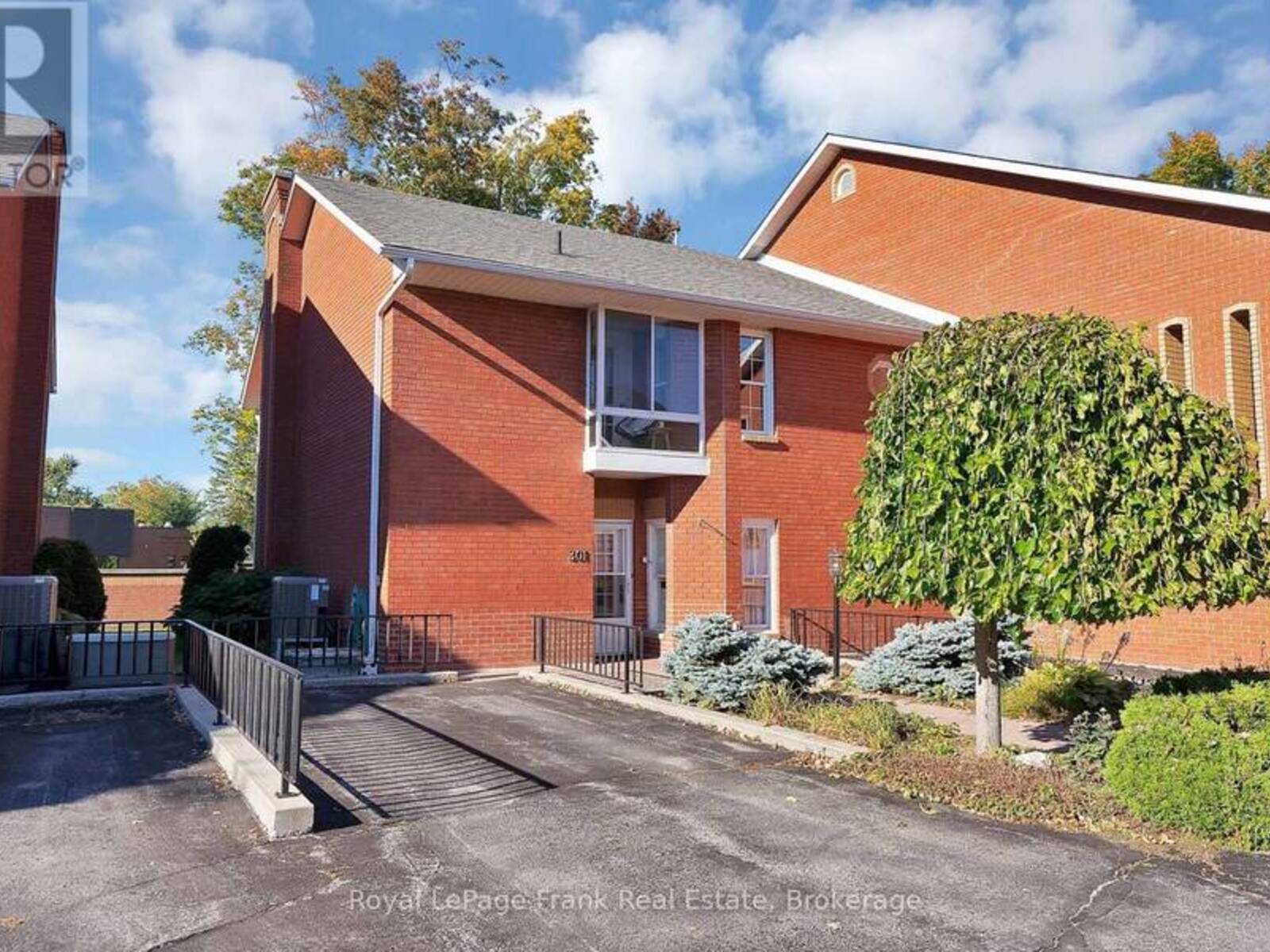 301 - 1 SHERWOOD STREET, Bobcaygeon, Ontario K0M 1A0