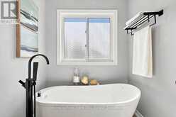 34 FREER CRESCENT | Ajax Ontario | Slide Image Eighteen