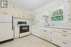 47 BAY DRIVE | Belleville Ontario | Slide Image Fourteen