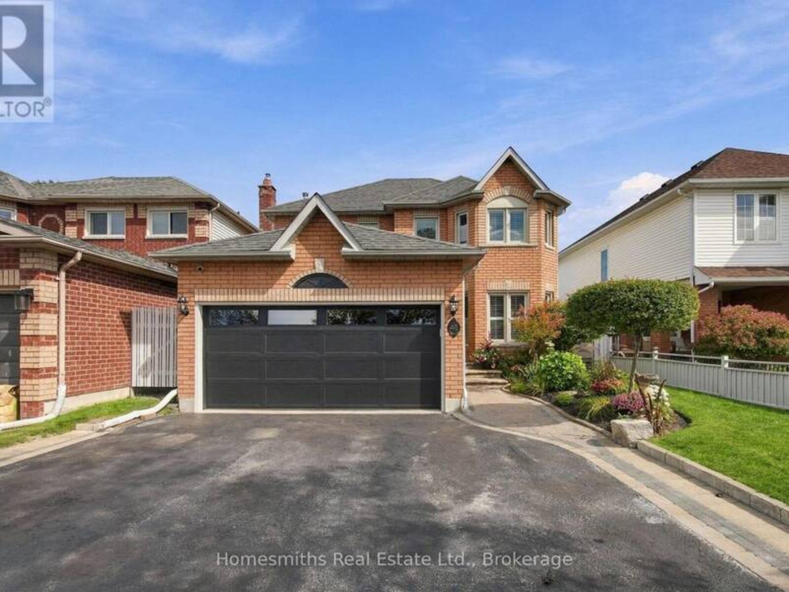 45 GRANVILLE DRIVE, Clarington, Ontario L1E 2W8