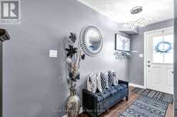 5 MARKHAM TRAIL | Clarington Ontario | Slide Image Four