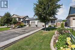 9 TRILLIUM WAY | Simcoe Ontario | Slide Image Two
