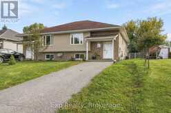 216 BRANT STREET | Deseronto Ontario | Slide Image Two