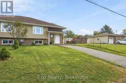 216 BRANT STREET | Deseronto Ontario | Slide Image Three