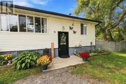 31 JOHNSTON STREET | Georgina Ontario | Slide Image Two