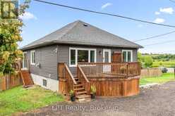 9 LAKEVIEW AVENUE | Caesarea Ontario | Slide Image One