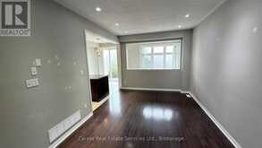 123 SILVERWOOD CIRCLE | Ajax Ontario | Slide Image Six