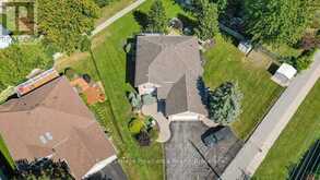 128 MAPLE DRIVE | Belleville Ontario | Slide Image Forty-seven