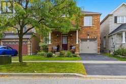 27 DENT STREET | Ajax Ontario | Slide Image Four