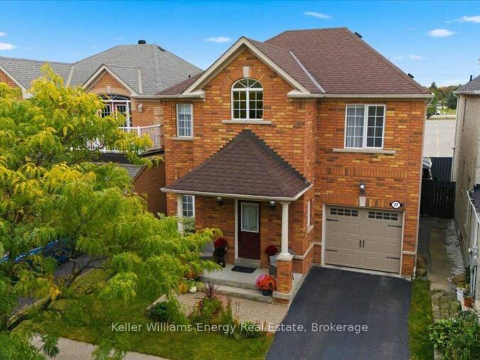 27 DENT STREET, Ajax, Ontario L1T 4G1