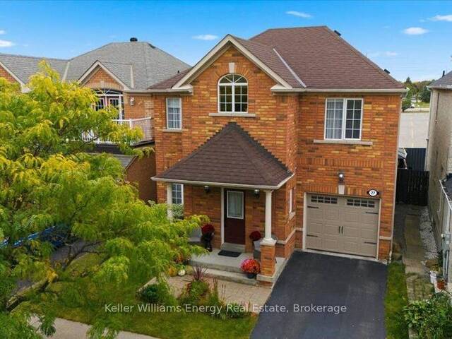 27 DENT STREET Ajax Ontario, L1T 4G1 - Property For Sale