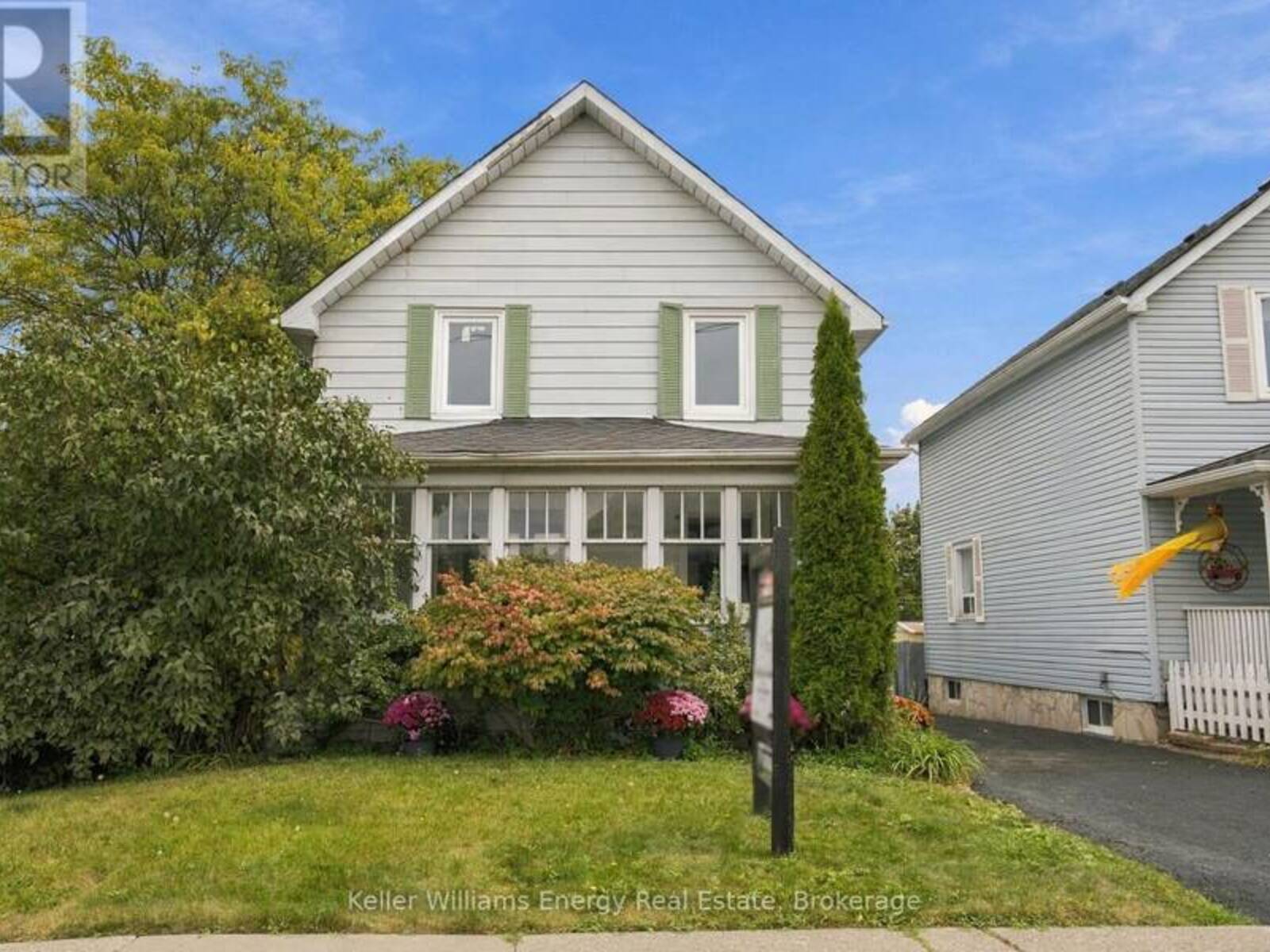 477 CUBERT STREET, Oshawa, Ontario L1J 4B4
