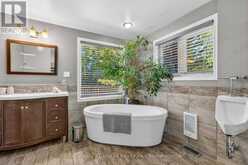 79 OAKRIDGE ROAD | Bobcaygeon Ontario | Slide Image Nineteen