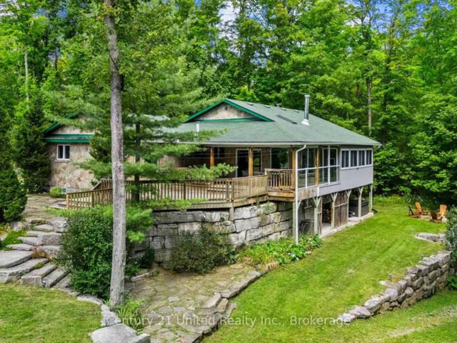 79 OAKRIDGE ROAD, Bobcaygeon, Ontario K0M 1A0