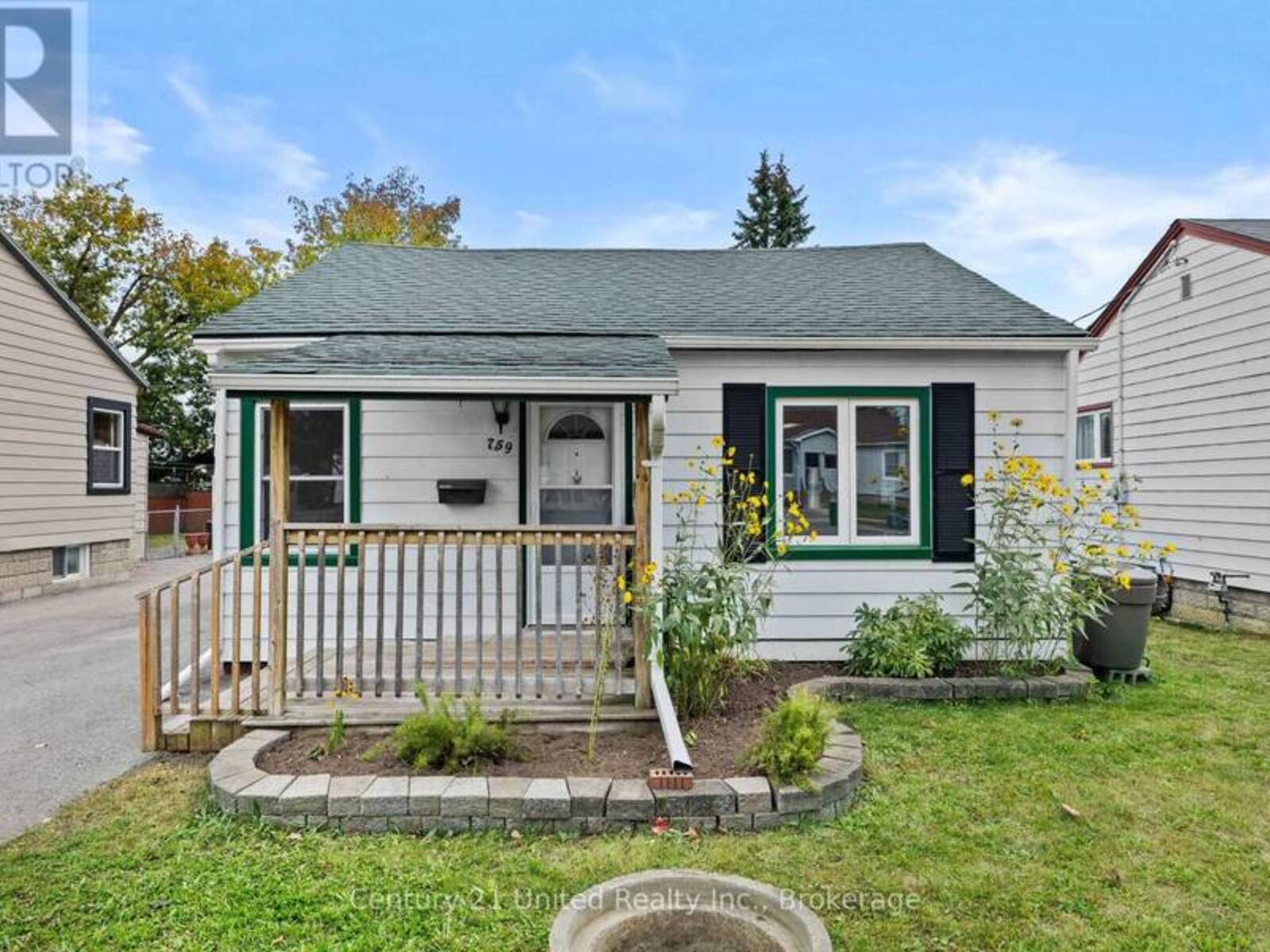 759 ST. MARY'S STREET, Peterborough, Ontario K9J 4H1