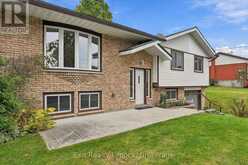 842 CHEMONGVIEW DRIVE | Selwyn Ontario | Slide Image Four