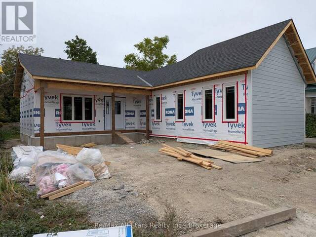 99 ST PATRICK STREET Lindsay Ontario, K9V 1R7 - 4 Bedrooms Home For Sale