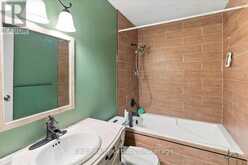 850 LITTLESTONE CRESCENT | Kingston Ontario | Slide Image Sixteen
