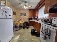 302 POPLAR STREET | Oshawa Ontario | Slide Image Eight