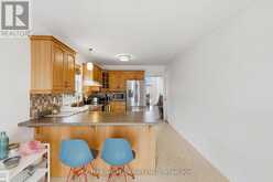 20 EAKINS CRESCENT | Lindsay Ontario | Slide Image Thirteen