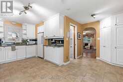 147 EAST STREET N | Bobcaygeon Ontario | Slide Image Ten