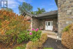 21611 LOYALIST PARKWAY | Prince Edward Ontario | Slide Image Nine
