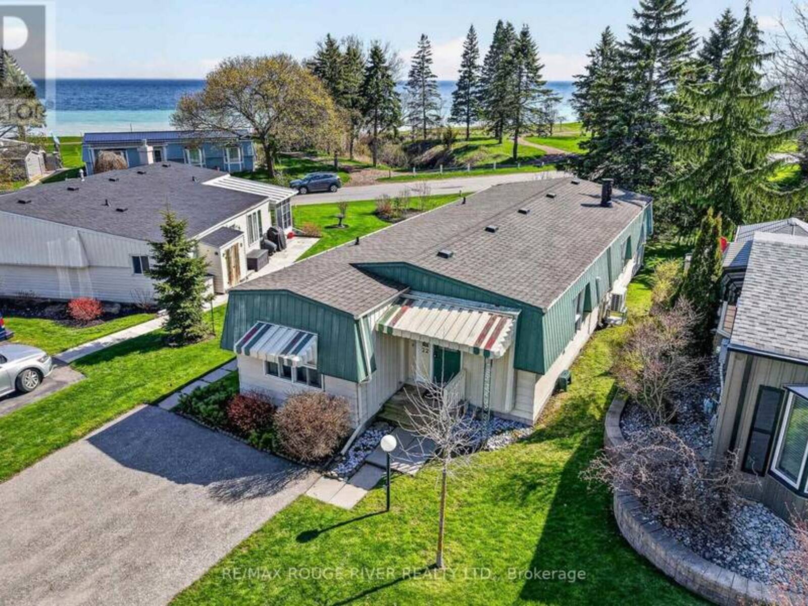22 EASTBANK ROAD, Clarington, Ontario L1B 1A4