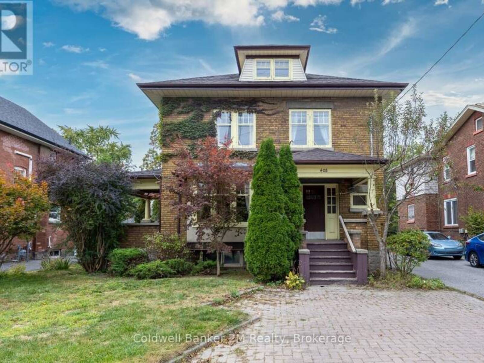 408 SIMCOE STREET N, Oshawa, Ontario L1G 4T6