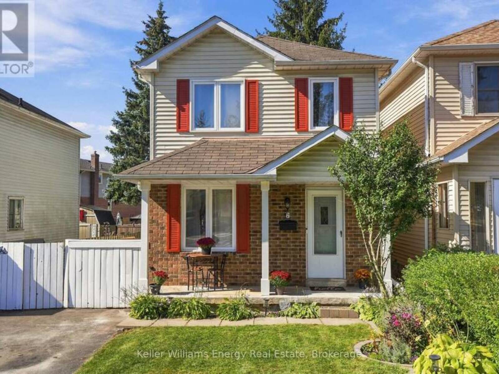 6 OVERBANK DRIVE, Oshawa, Ontario L1J 7X9