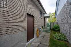 919 EXETER STREET | Oshawa Ontario | Slide Image Twenty-seven