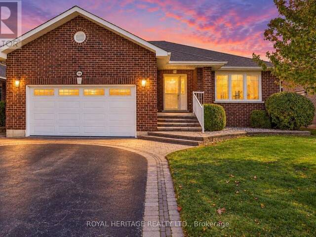 194 MCLAUGHLIN ROAD Lindsay Ontario, K9V 6L8 - 4 Bedrooms Home For Sale