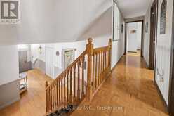 210 MURRAY DRIVE | Aurora Ontario | Slide Image Eighteen