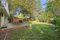 210 MURRAY DRIVE | Aurora Ontario | Slide Image Thirty-eight