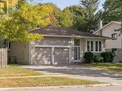 210 MURRAY DRIVE Aurora Ontario, L4G 2C5