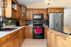 49 NORTH SHORE LANE | Madoc Ontario | Slide Image Eighteen