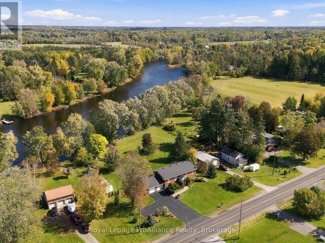 176 ASHLEY STREET Belleville Ontario, K0K 2B0 - 4 Bedrooms Waterfront Home For sale