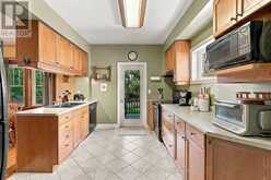 256 GROOMS AVENUE | Oshawa Ontario | Slide Image Ten