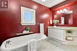 256 GROOMS AVENUE | Oshawa Ontario | Slide Image Nineteen
