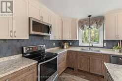 21502 LOYALIST PARKWAY (HIGHWAY 33) PARKWAY | Prince Edward Ontario | Slide Image Twelve