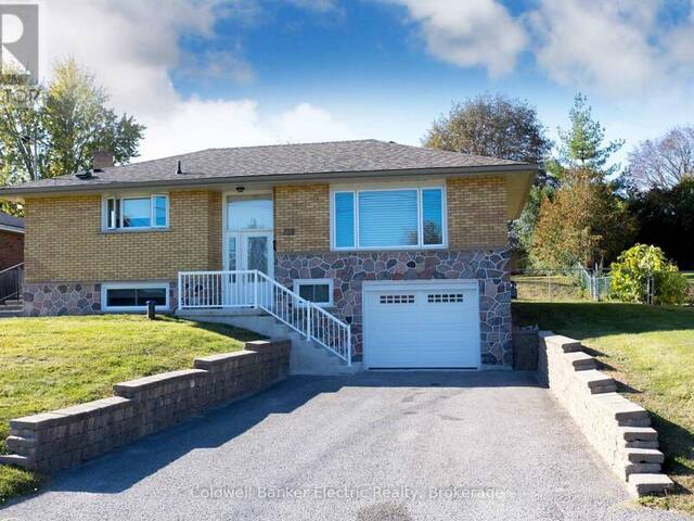 282 GIFFORD DRIVE Peterborough Ontario, K9L 1A7 - 3 Bedrooms Home For Sale