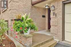 21 FORRESTER COURT | Belleville Ontario | Slide Image Four