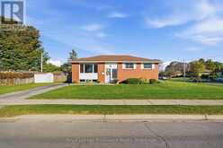 572 ELIZABETH STREET | Cobourg Ontario | Slide Image Two