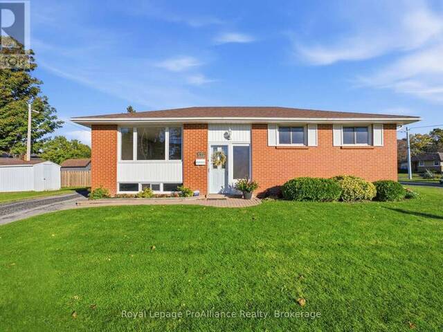 572 ELIZABETH STREET Cobourg Ontario, K9A 2A2 - Property For Sale