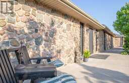 10 CITYVIEW HEIGHTS | Kawartha Lakes Ontario | Slide Image Thirty-two