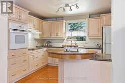 25 GOVERNMENT DOCK ROAD | Coboconk Ontario | Slide Image Fourteen