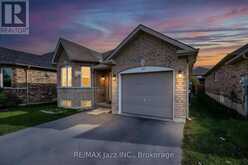 10 MILNER COURT | Lindsay Ontario | Slide Image Two