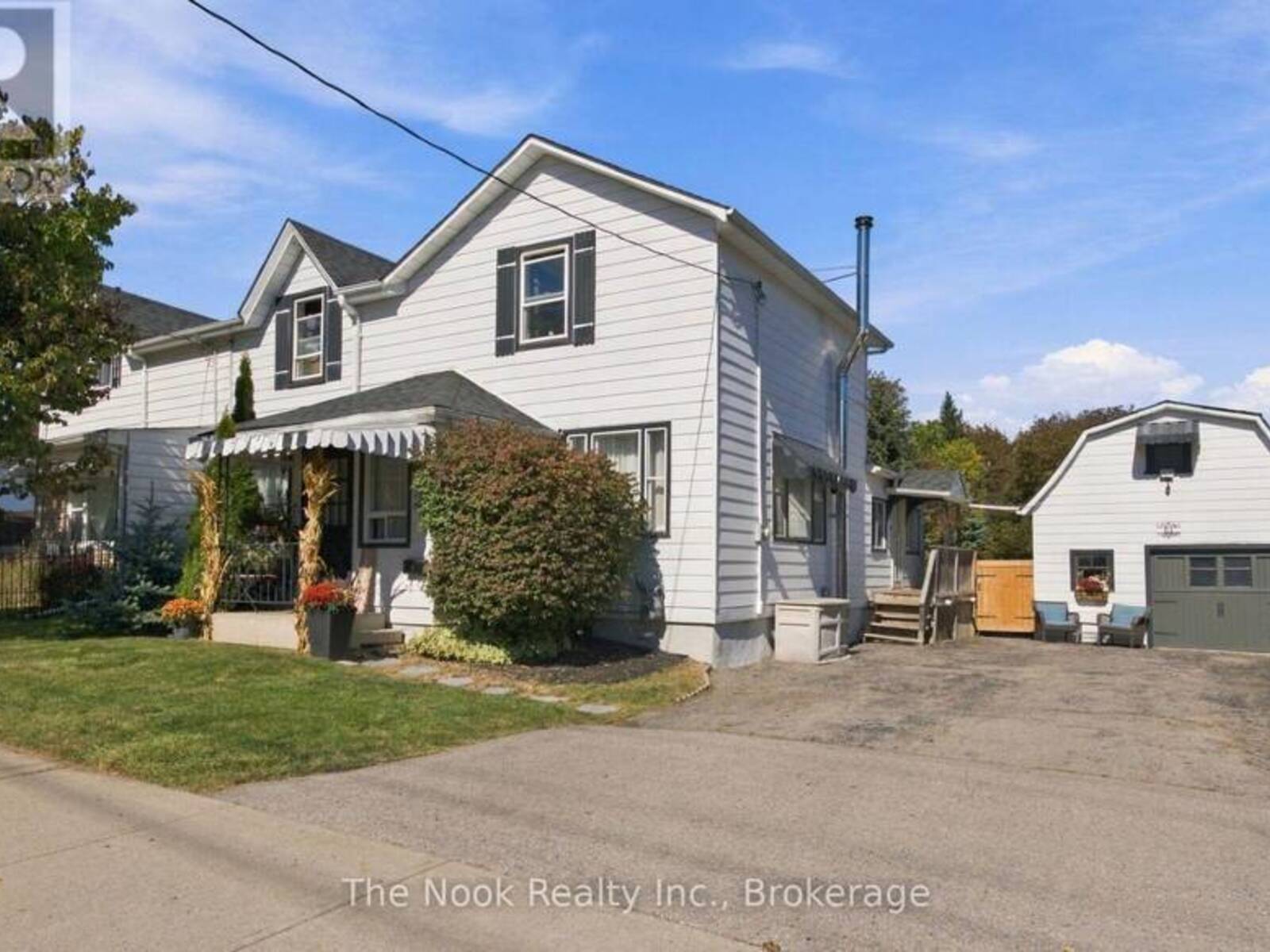 64 WELLINGTON STREET, Clarington, Ontario L1C 1V5