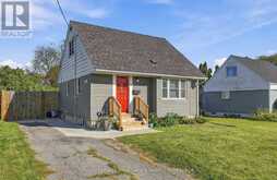 21 THIRD STREET | Belleville Ontario | Slide Image One