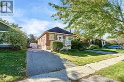 435 WOODCREST AVENUE | Oshawa Ontario | Slide Image Two