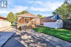 435 WOODCREST AVENUE | Oshawa Ontario | Slide Image Four